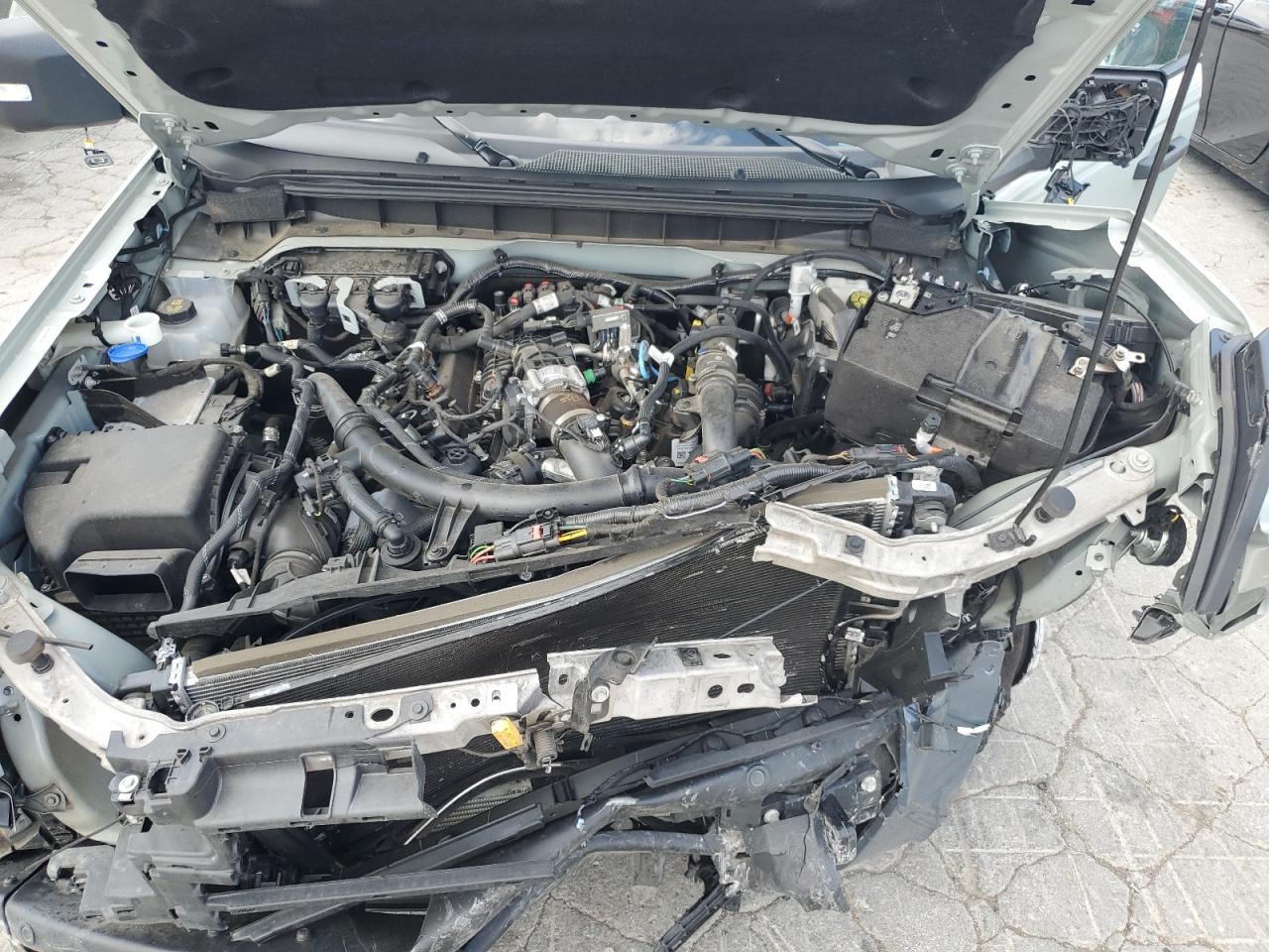 2021 Ford Bronco Base VIN: 1FMEE5DP4MLA85792 Lot: 61592585