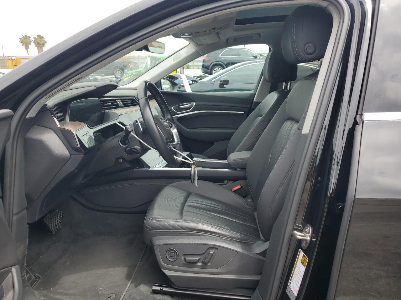 2019 Audi E-Tron Premium Plus VIN: WA1LABGE4KB021801 Lot: 59353315