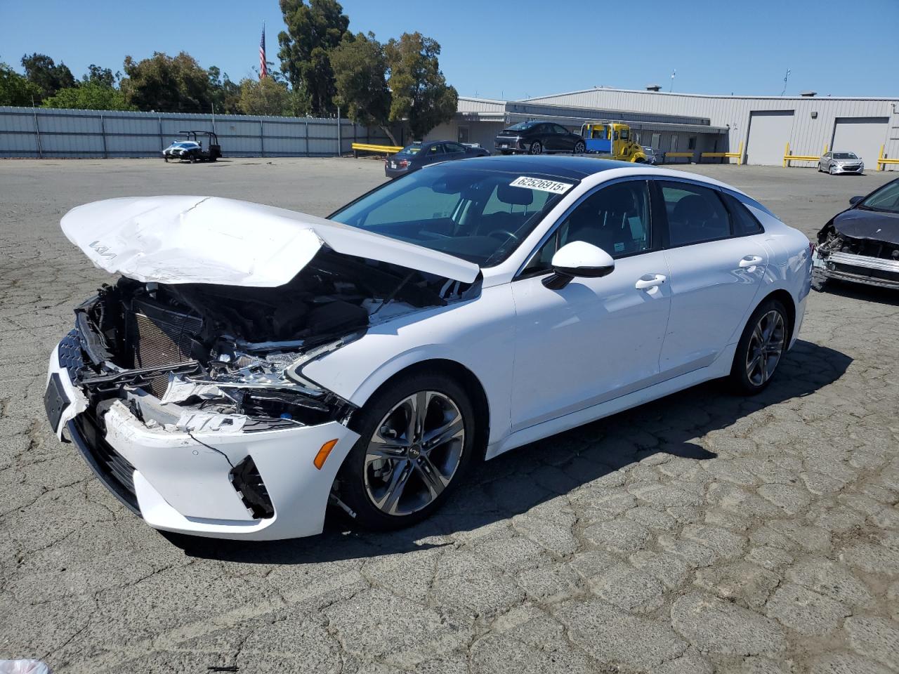 KIA K5 2022 VIN 5XXG34J27NG145510