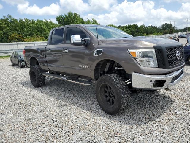  NISSAN TITAN 2017 Brązowy