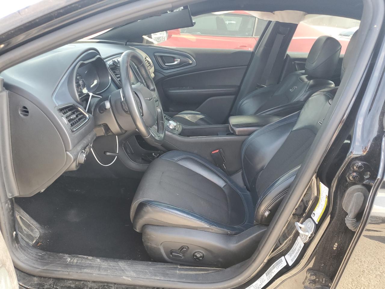 2015 Chrysler 200 S VIN: 1C3CCCBG0FN706689 Lot: 62390755