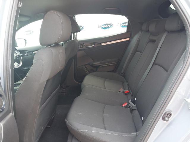 2018 HONDA CIVIC SR V