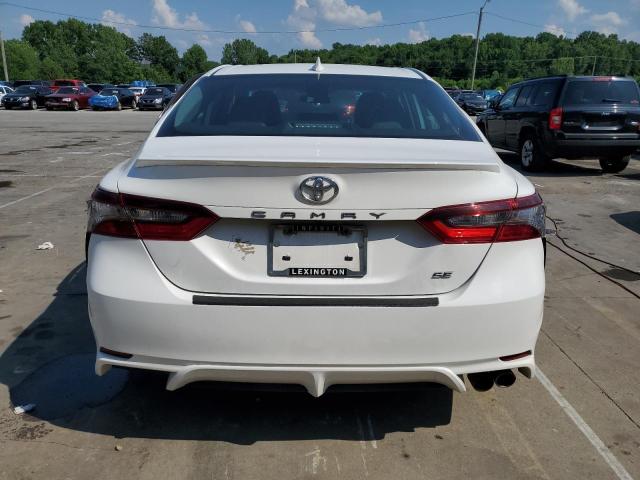  TOYOTA CAMRY 2021 Biały