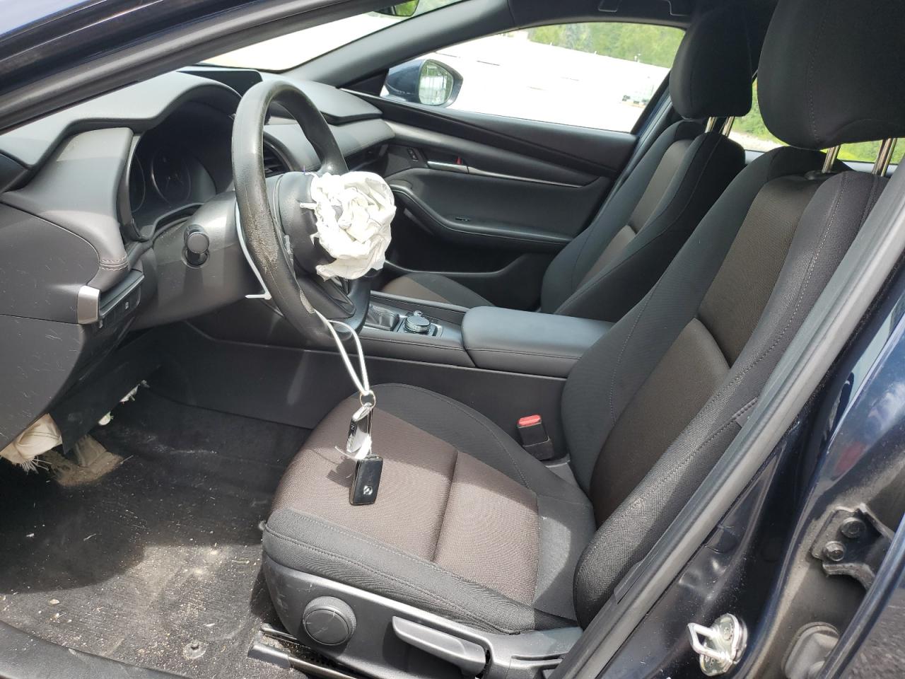2021 Mazda 3 Select VIN: JM1BPAK75M1300833 Lot: 62755835