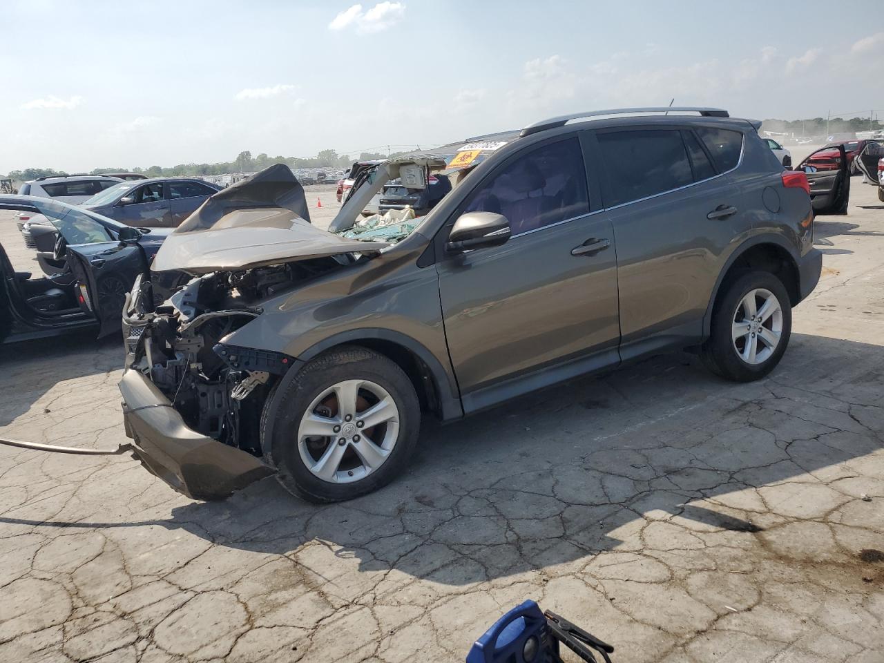 2014 Toyota Rav4 Xle იყიდება Lebanon-ში, TN - All Over
