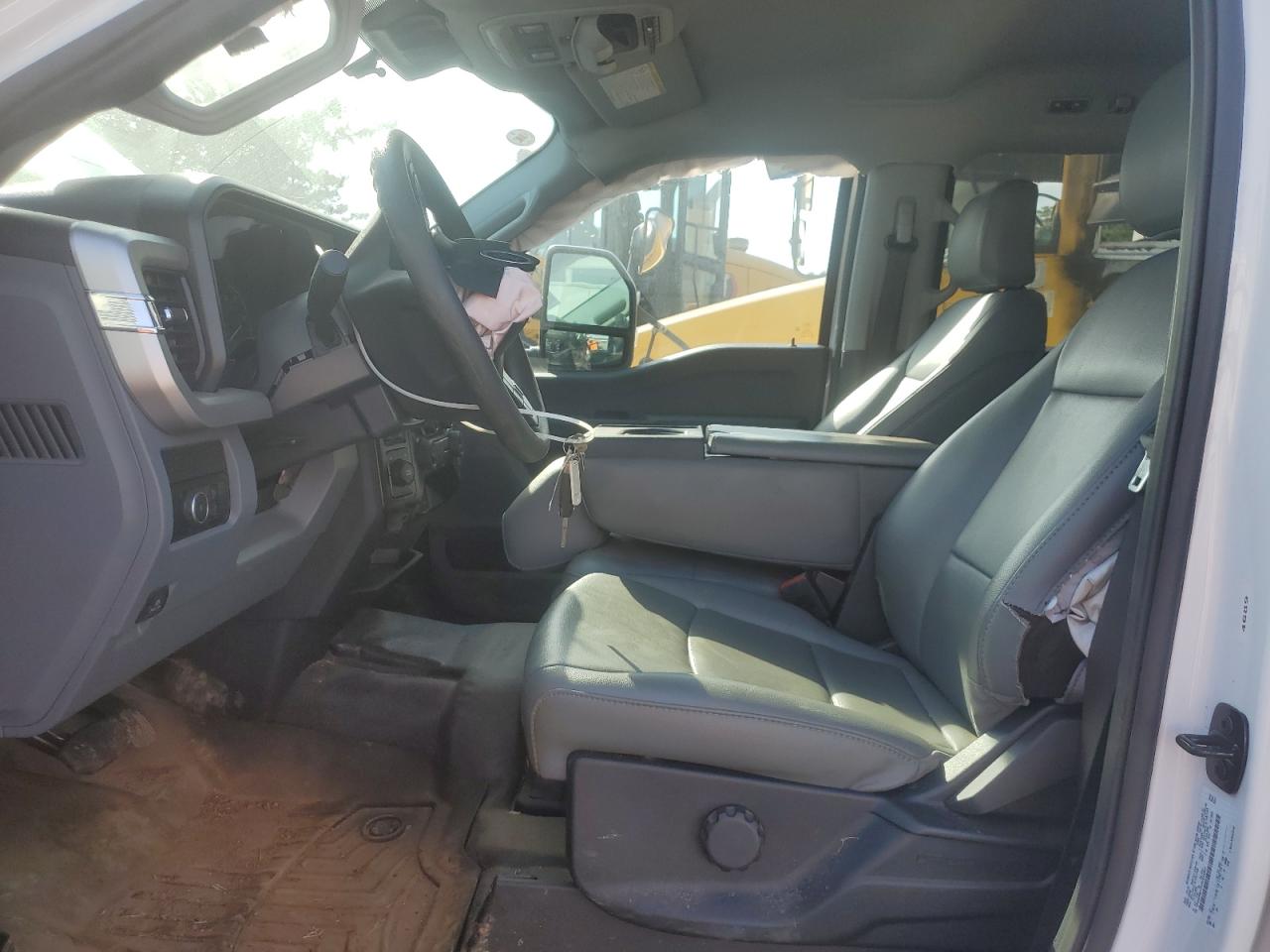 2024 Ford F450 Super Duty VIN: 1FD0W4HT4REE44207 Lot: 60236375