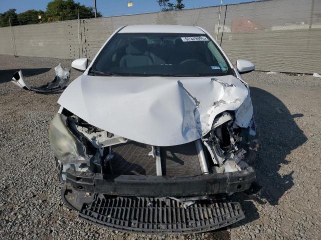  TOYOTA COROLLA 2016 Белый