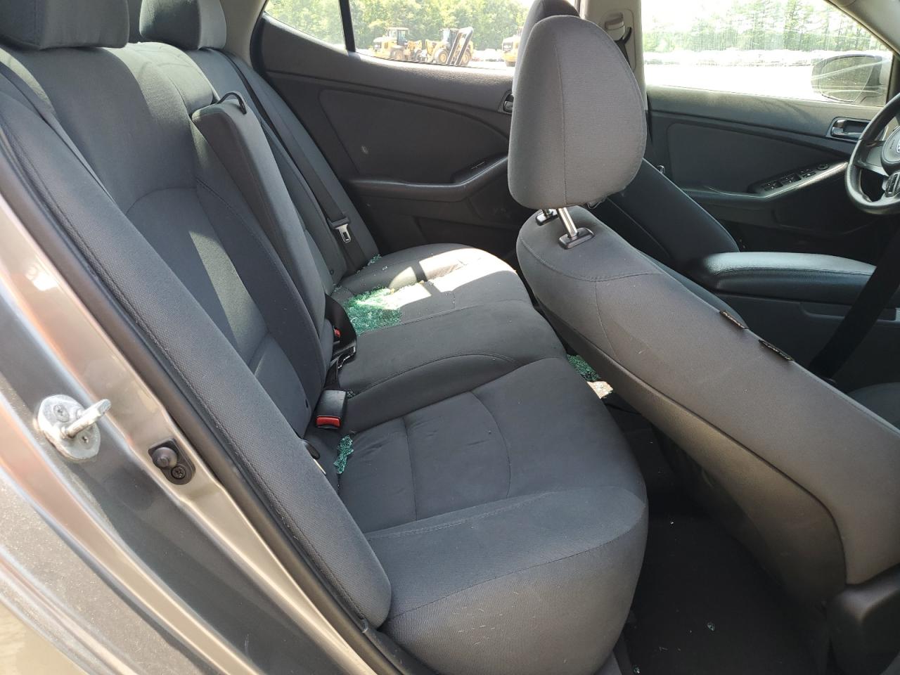 KIA OPTIMA 2015 VIN 5XXGM4A70FG486015 фото 10