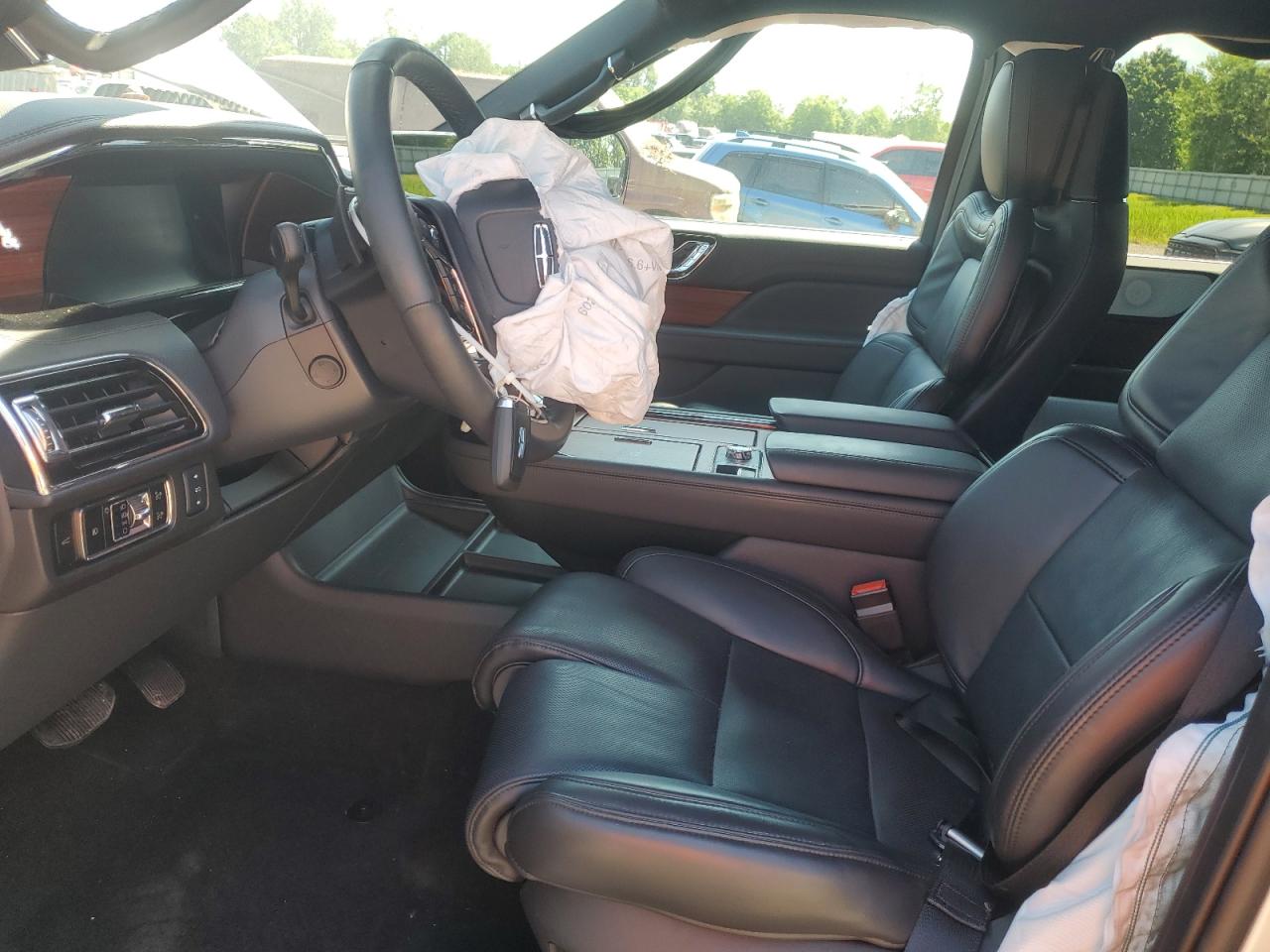 2024 Lincoln Navigator L Reserve VIN: 5LMJJ3LGXREL15604 Lot: 62642545