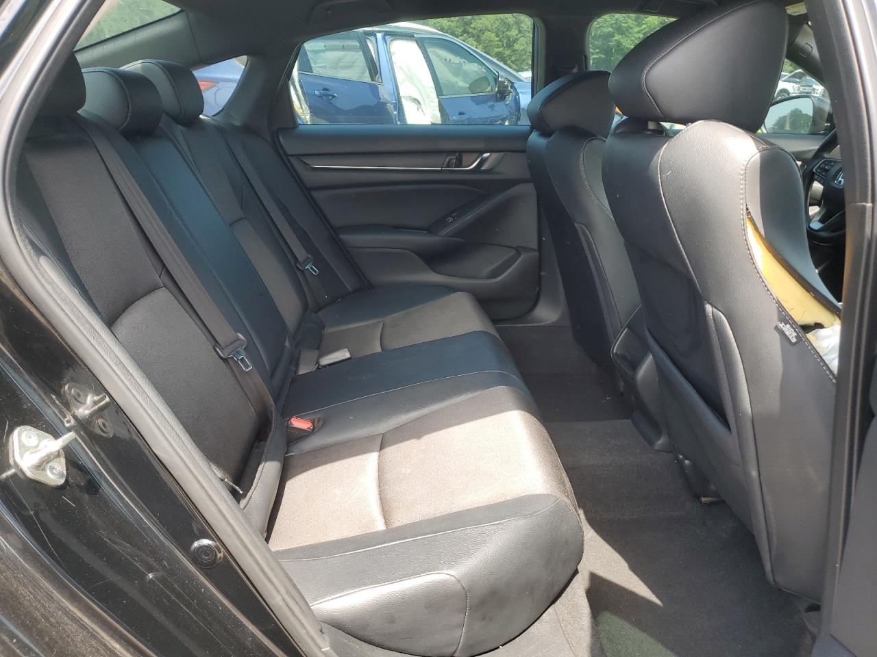 2018 Honda Accord Sport VIN: 1HGCV1F32JA251833 Lot: 62497885