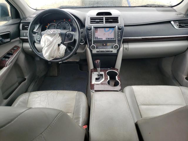 Sedans TOYOTA CAMRY 2012 White