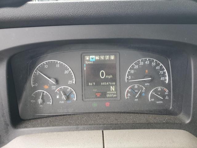 2018 FREIGHTLINER CASCADIA 126 SEMI TRUCK