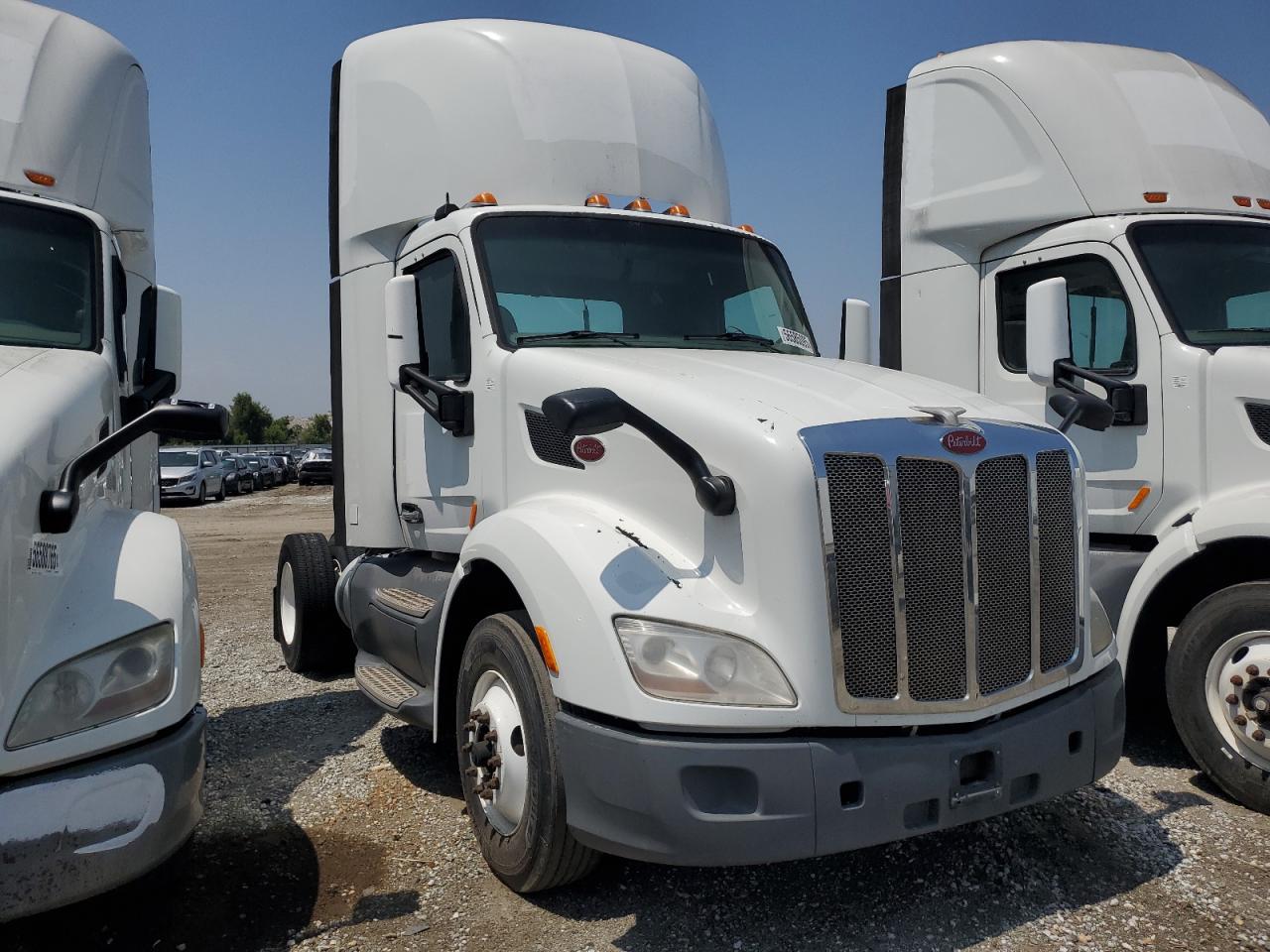 2015 Peterbilt 579 Semi Truck за продажба в Colton, CA - Normal Wear
