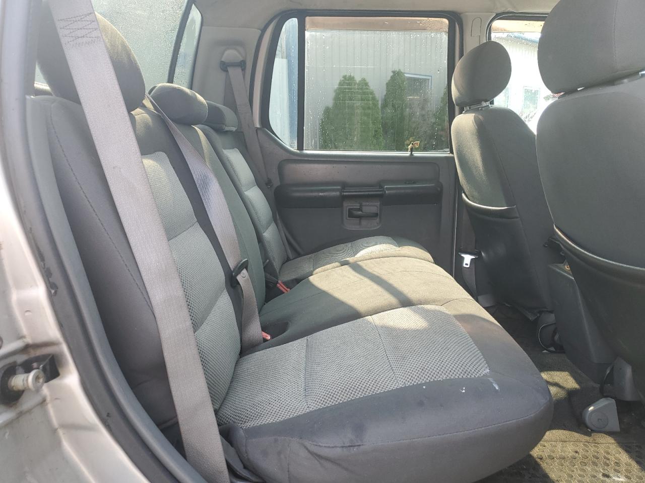 2004 Ford Explorer Sport Trac VIN: 1FMZU67K04UC39807 Lot: 59487265