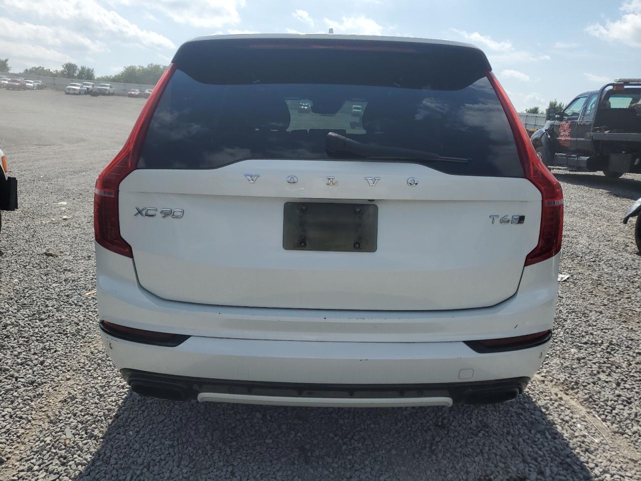 2016 Volvo Xc90 T6 VIN: YV4A22PM1G1037935 Lot: 63140535