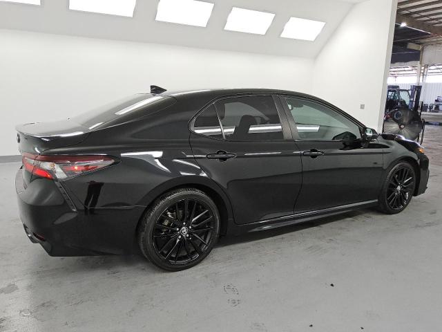  TOYOTA CAMRY 2022 Czarny