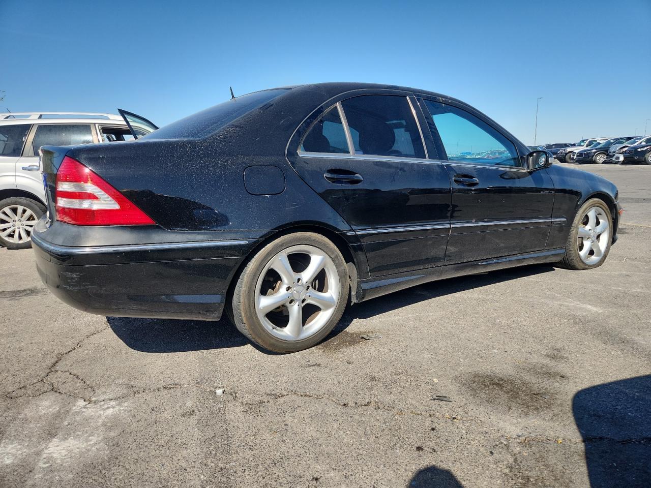 2006 Mercedes-Benz C 230 black null gas WDBRF52H06A890913 photo #4