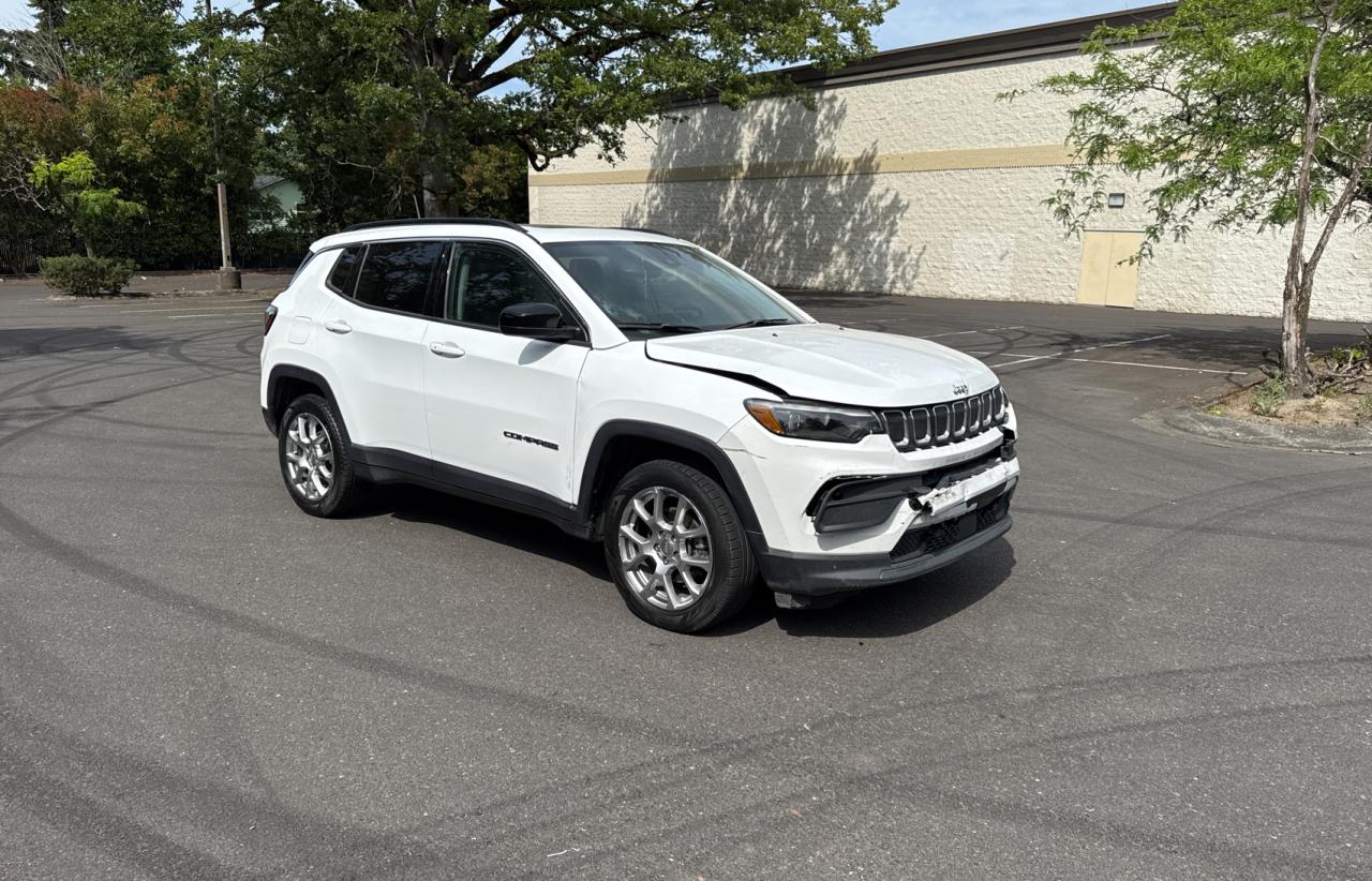 2022 Jeep Compass Latitude Lux na sprzedaż w Portland, OR - Front End