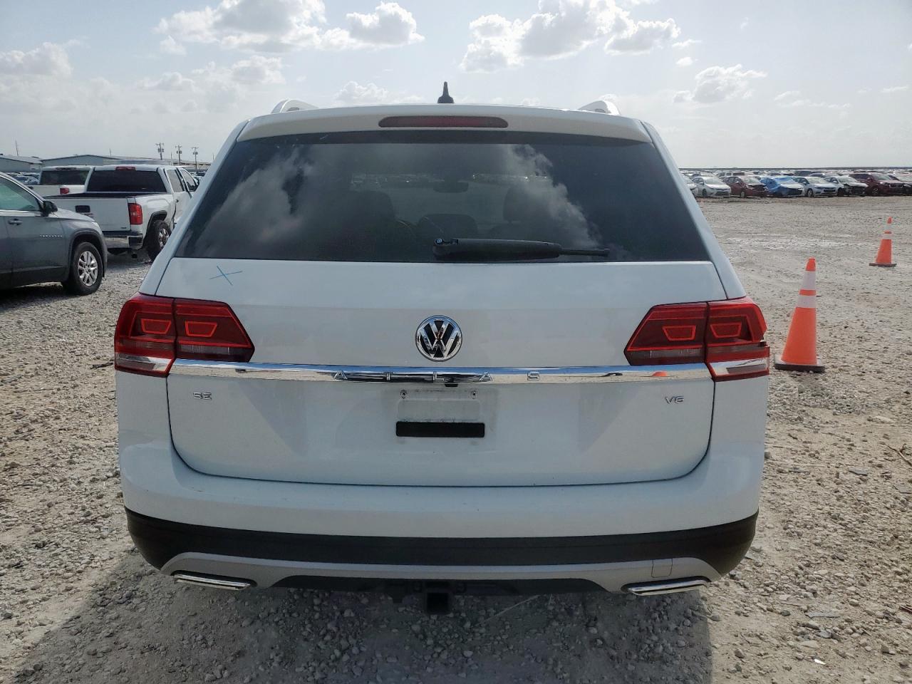 2019 Volkswagen Atlas Se VIN: 1V2WR2CA0KC614028 Lot: 61867075