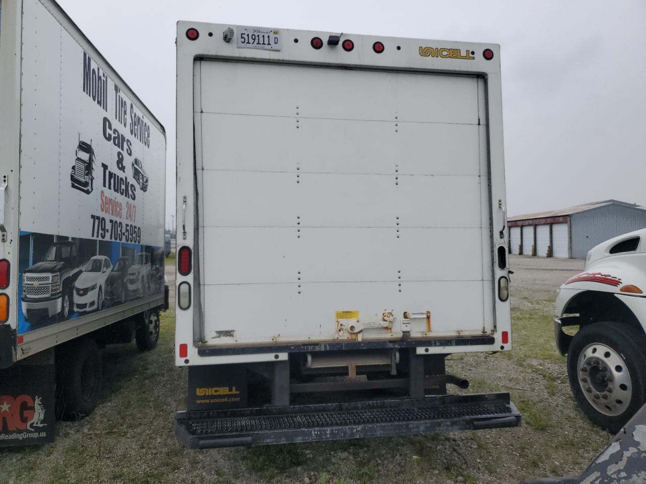 2018 GMC Savana Cutaway G3500 VIN: 7GZ37TCG1JN002477 Lot: 61039325