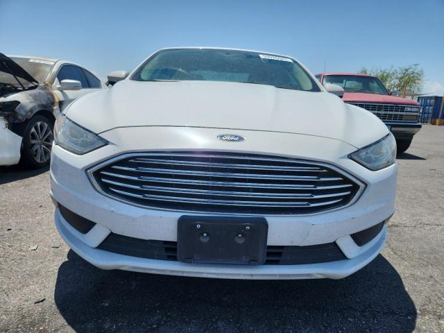  FORD FUSION 2017 Белы