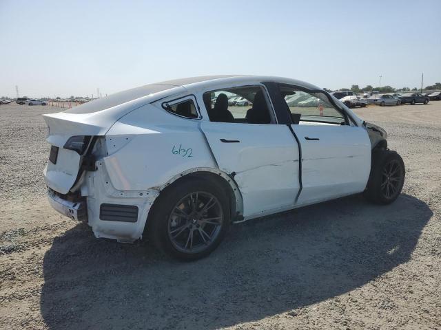  TESLA MODEL Y 2024 Білий