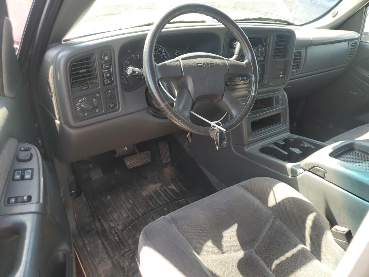 2003 GMC New Sierra K1500 VIN: 2GTEK19T831215587 Lot: 61679025
