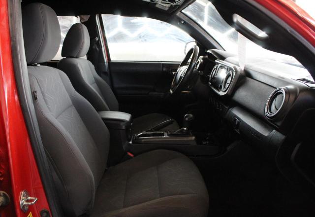 Pickups TOYOTA TACOMA 2016 Orange