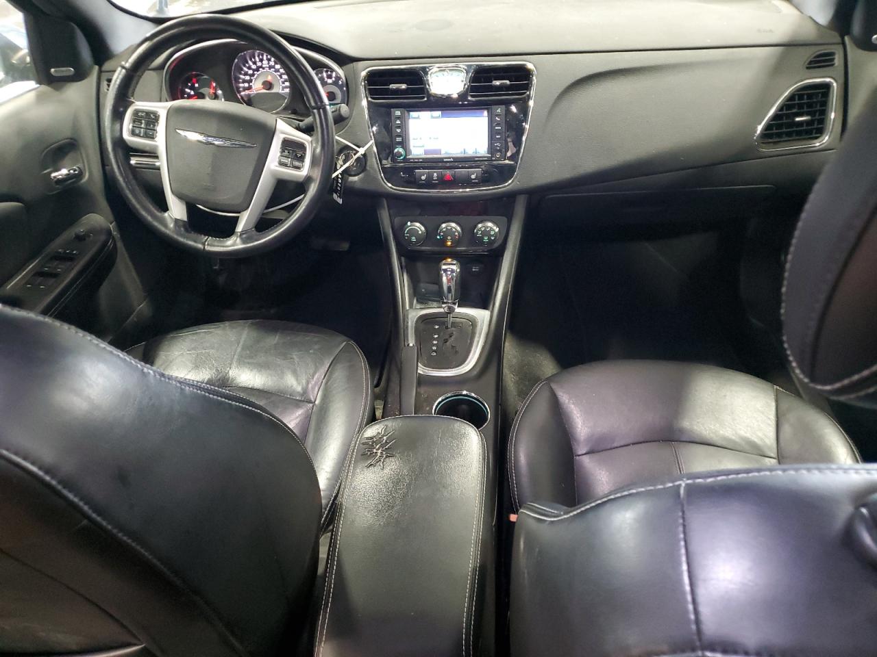 2011 Chrysler 200 Limited VIN: 1C3BC2FG4BN619596 Lot: 61790395