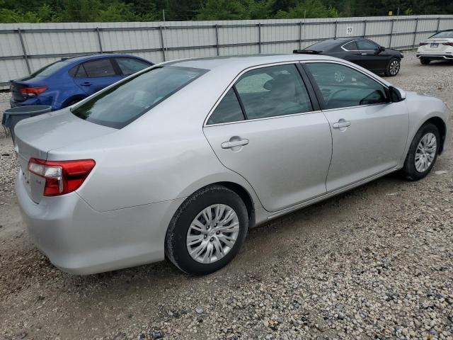  TOYOTA CAMRY 2012 Серебристый