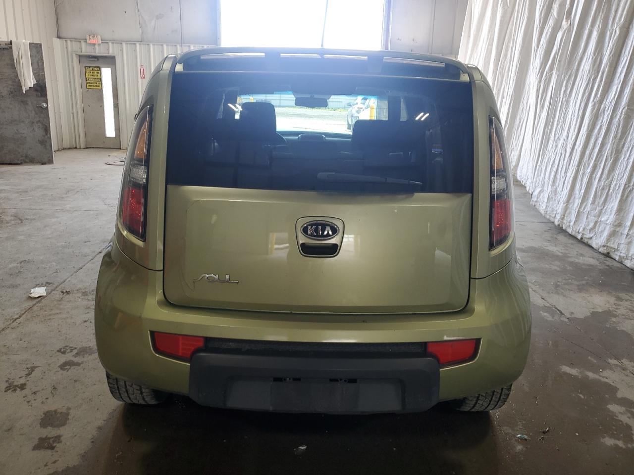2010 Kia Soul + VIN: KNDJT2A29A7161088 Lot: 62505535