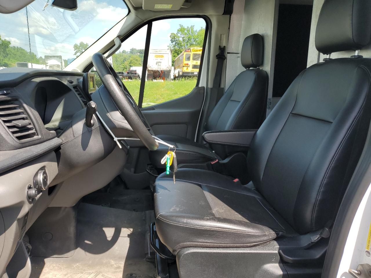 2022 Ford Transit T-250 VIN: 1FTBR1X87NKA72437 Lot: 61787385