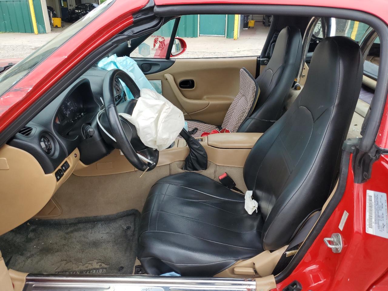 2000 Mazda Mx-5 Miata Base VIN: JM1NB3538Y0155122 Lot: 62815735