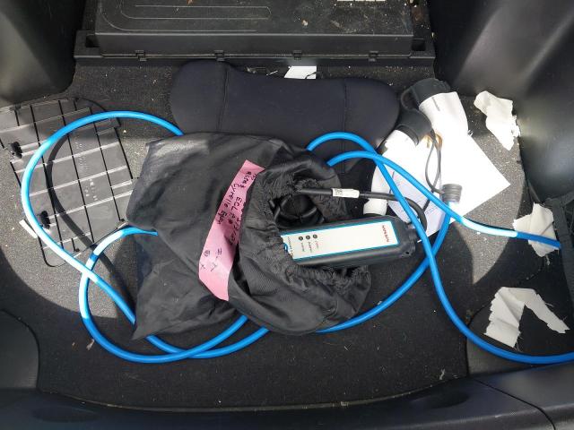 2016 NISSAN LEAF