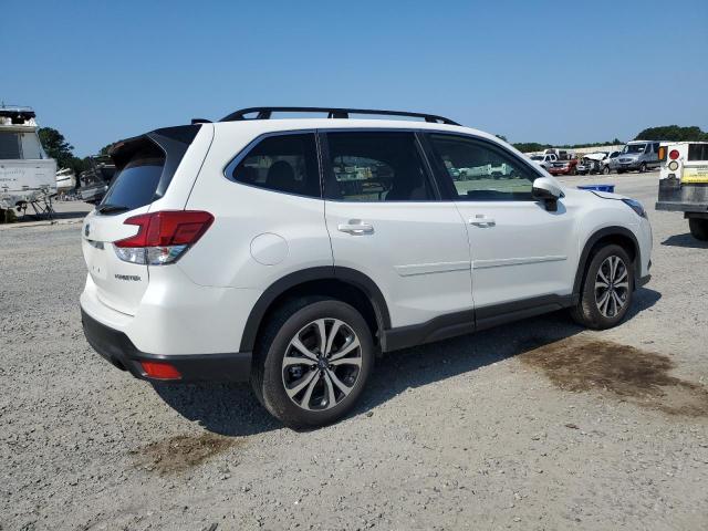  SUBARU FORESTER 2024 Белы