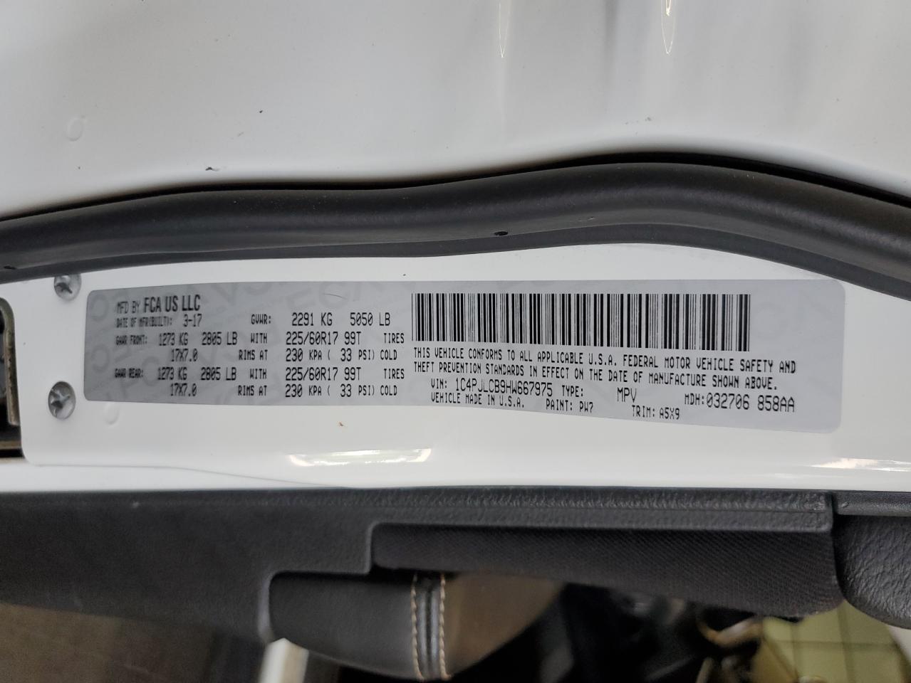 JEEP GRAND CHER 2017 VIN 1C4PJLCB9HW667975 zdjęcie 13