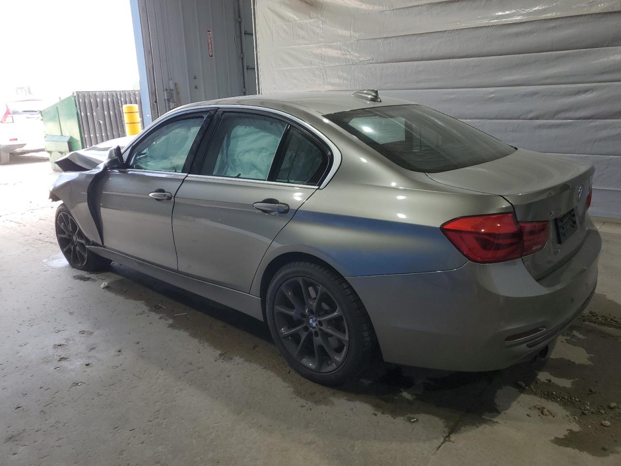 BMW 3 SERIES 2017 VIN WBA8D9G34HNU65405 zdjęcie 2