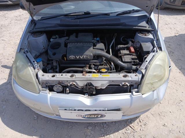 2003 TOYOTA YARIS GLS