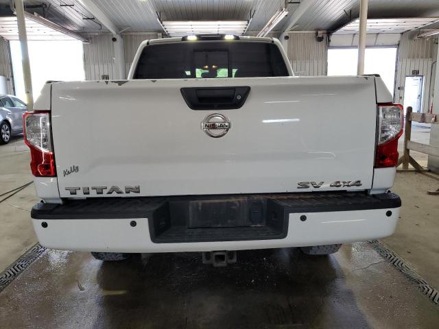  NISSAN TITAN 2017 Biały