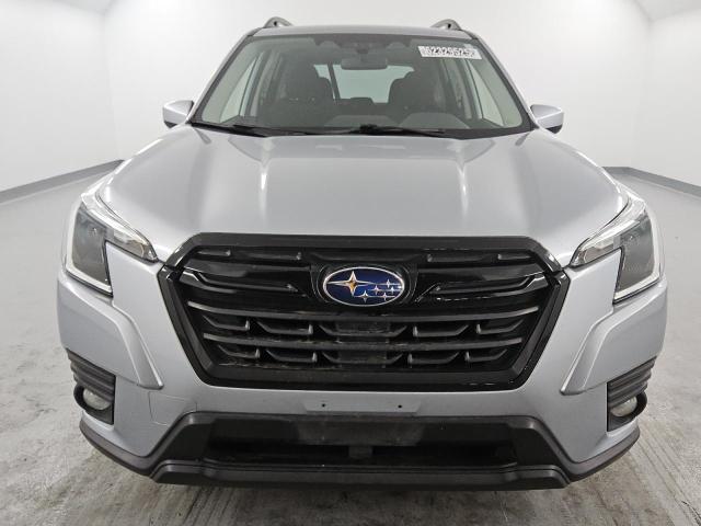  SUBARU FORESTER 2023 Silver