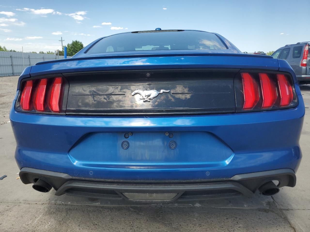 2018 Ford Mustang VIN: 1FA6P8TH1J5170870 Lot: 61822365