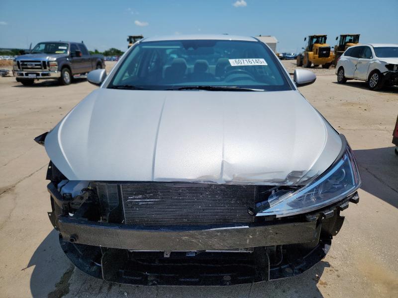  HYUNDAI ELANTRA 2019 Srebrny