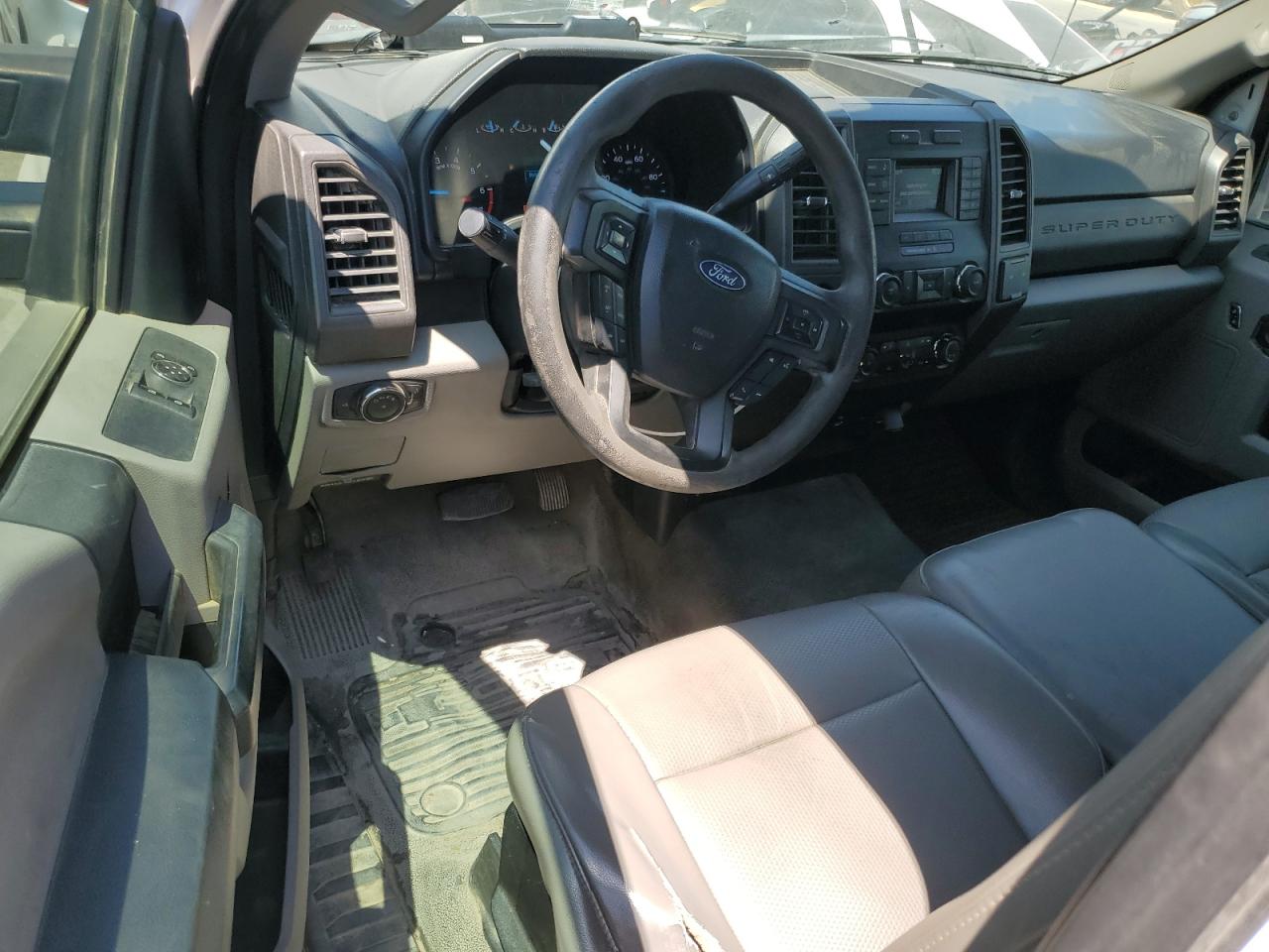 2019 Ford F250 Super Duty VIN: 1FTBF2A61KED12145 Lot: 63007095