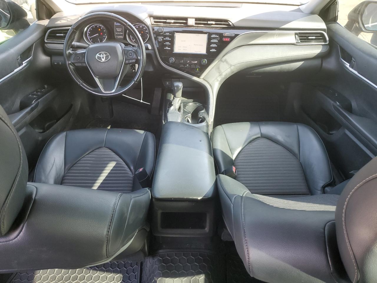 2019 Toyota Camry L VIN: 4T1B11HK9KU692106 Lot: 62965595