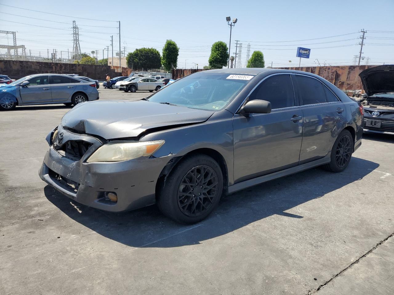 2011 Toyota Camry Se for Sale in Wilmington, CA - Front End