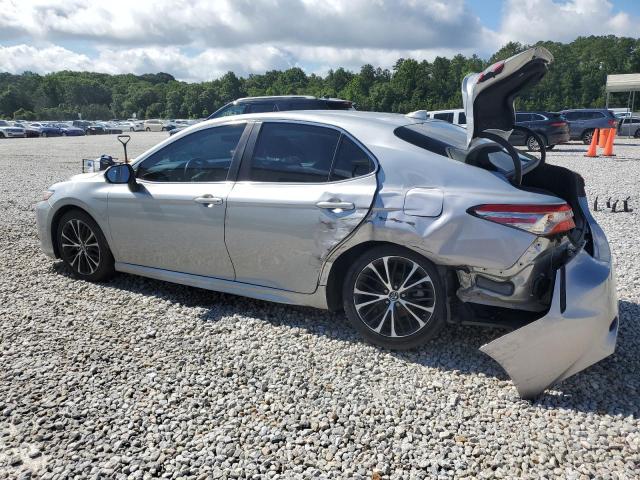  TOYOTA CAMRY 2018 Srebrny