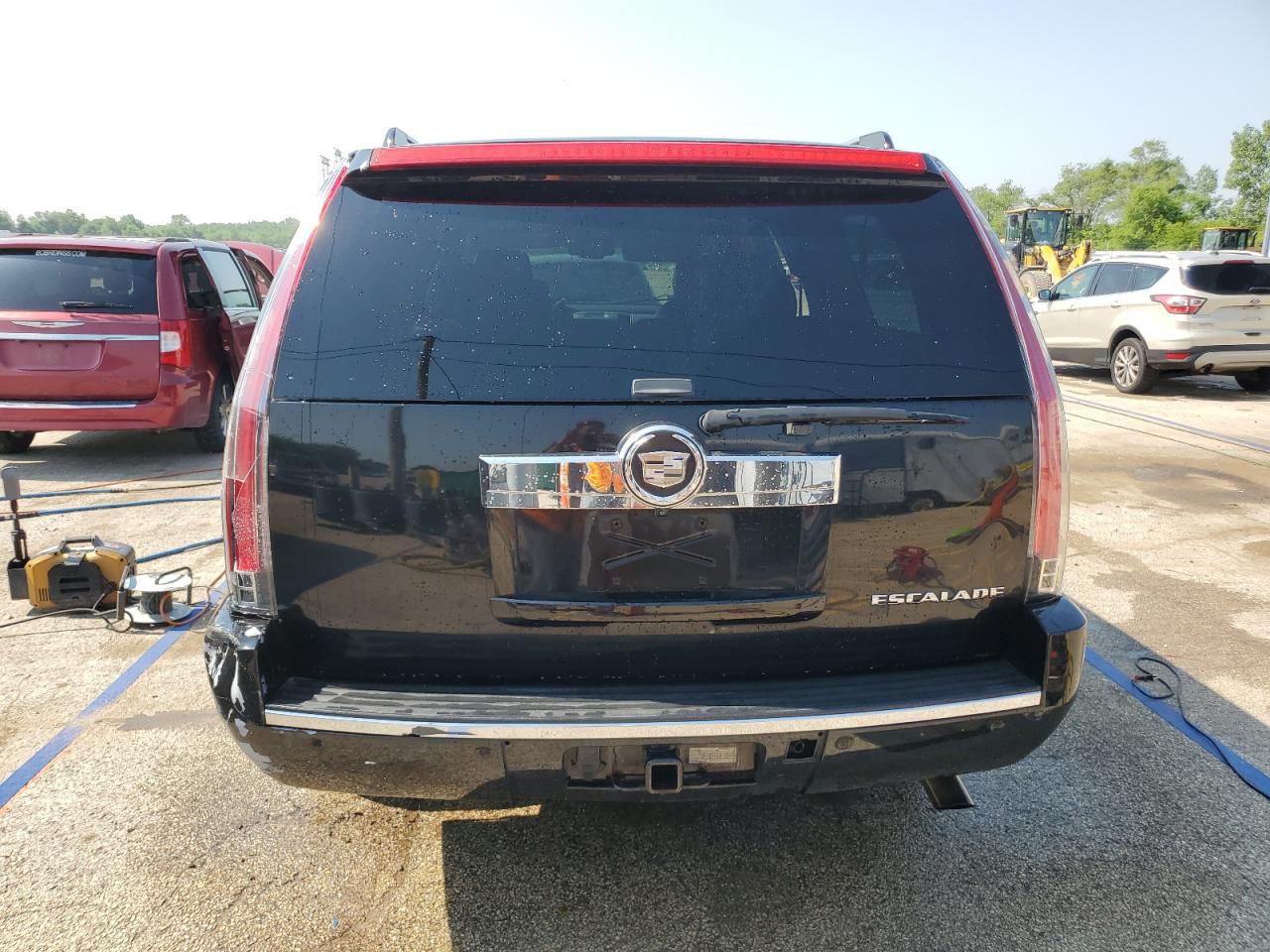 2008 Cadillac Escalade Esv VIN: 1GYFK66868R240658 Lot: 60215745