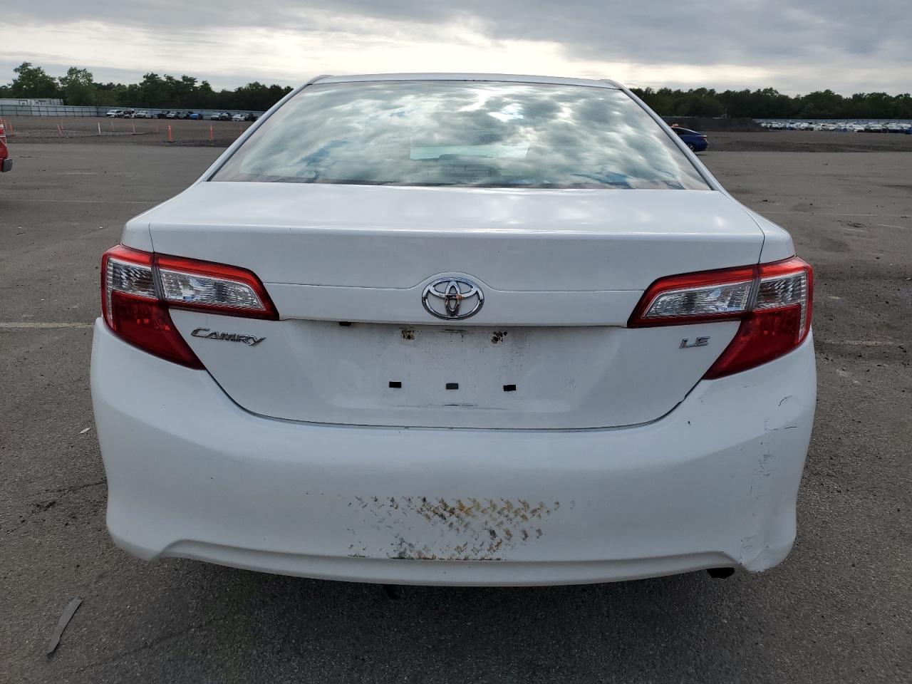 4t4bf1fk3er392754 4T4BF1FK3ER392754 2014 Toyota Camry L