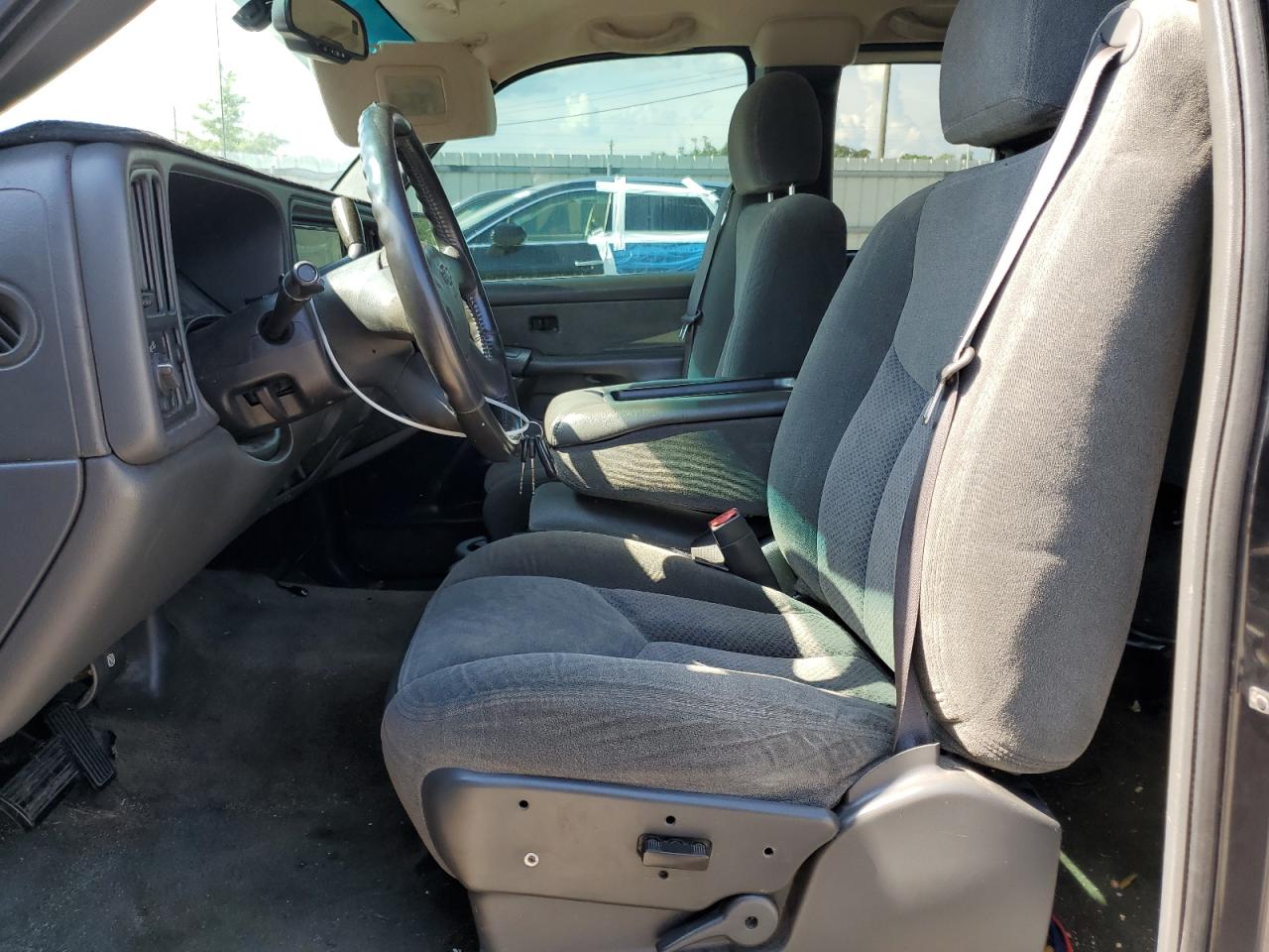 2003 Chevrolet Silverado C1500 VIN: 2GCEC19T331179904 Lot: 62340775