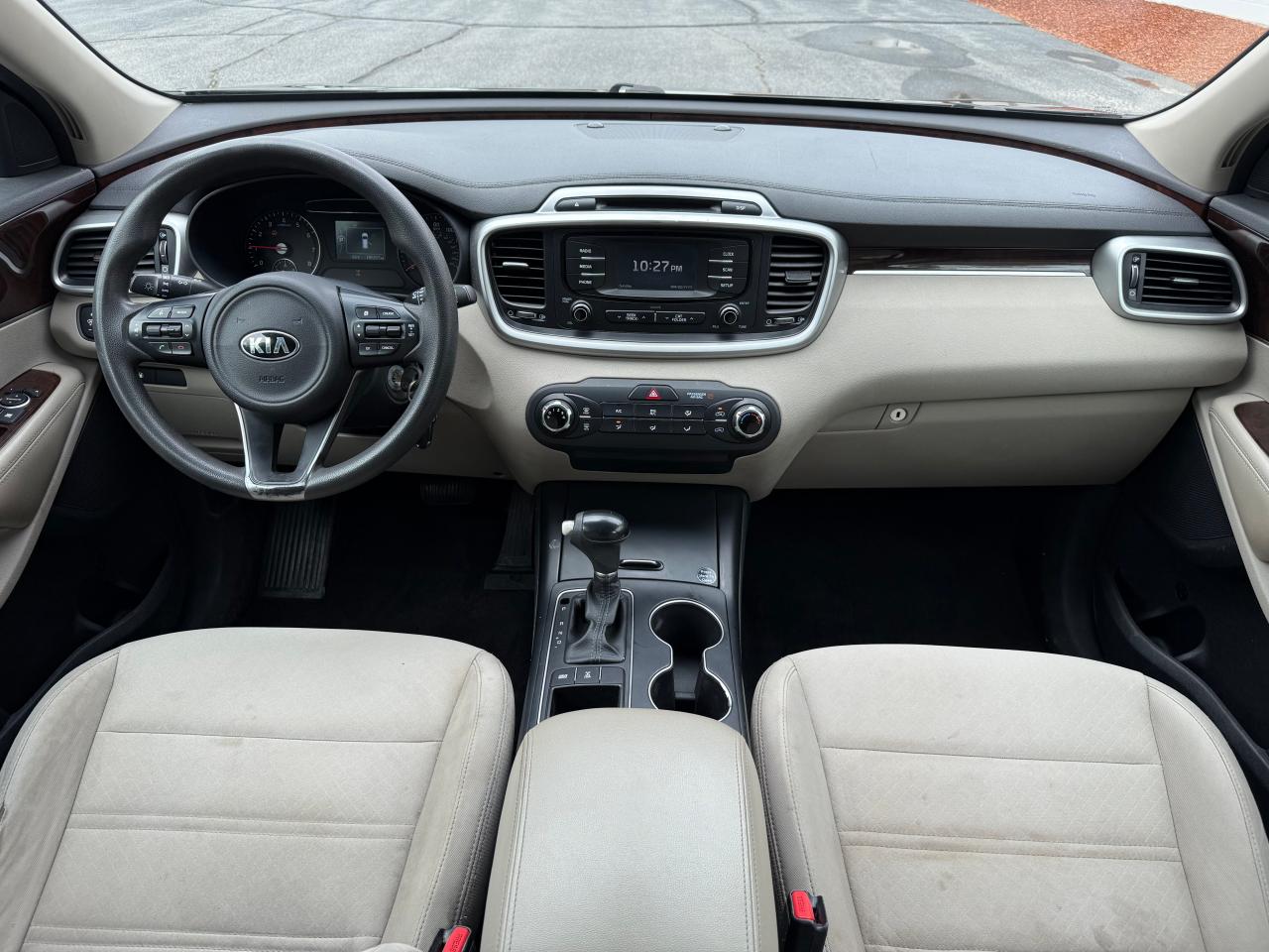 KIA SORENTO 2016 VIN 5XYPGDA5XGG093643 photo 9